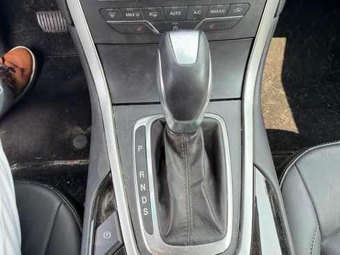 Used 2017 Ford Edge SEL w/ Equipment Group 201A AWD/4WD image 15