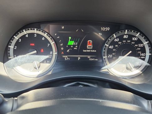 Used 2021 Toyota Highlander XSE AWD/4WD image 7