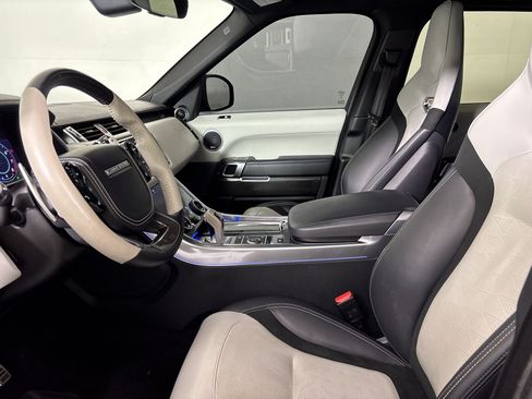 Used 2022 Land Rover Range Rover Sport SVR Carbon Edition AWD/4WD image 5