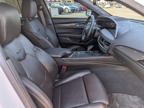 Used 2026 Cadillac CT5 V w/ Technology Package RWD image 19