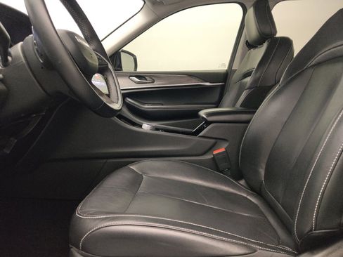 Used 2021 Jeep Grand Cherokee L Limited AWD/4WD image 17
