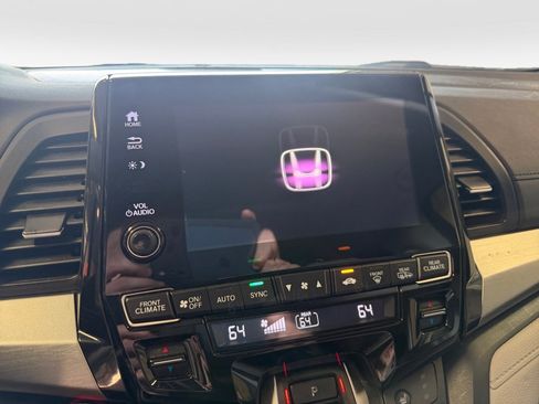 Used 2018 Honda Odyssey EX-L image 21