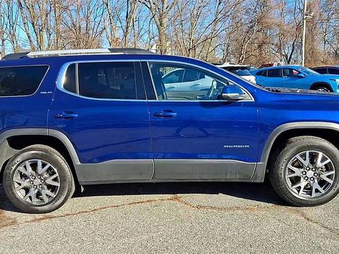 Certified 2023 GMC Acadia SLE w/ Driver Convenience Package image 9