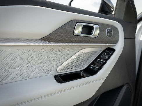New 2026 Ford Explorer Platinum AWD/4WD image 28