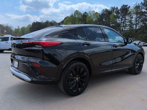 Used 2025 Buick Envista Sport Touring w/ Convenience I Package image 4