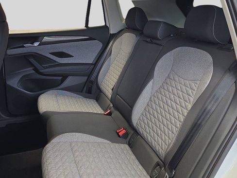 Used 2025 Volkswagen Tiguan S AWD/4WD image 18