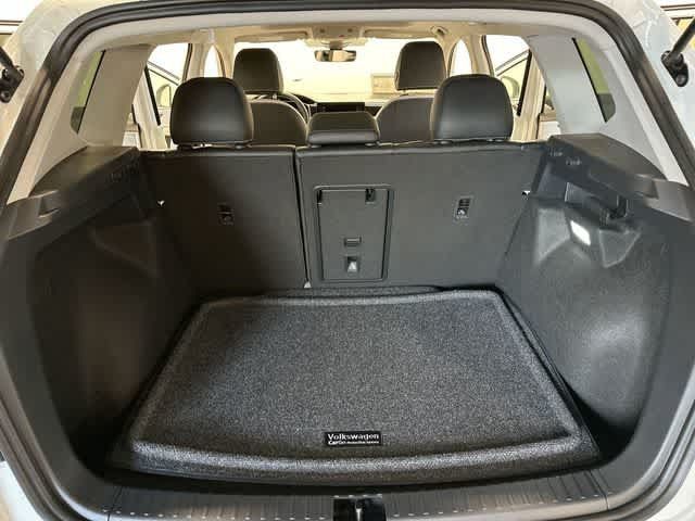 New 2026 Volkswagen Taos SE AWD/4WD image 24