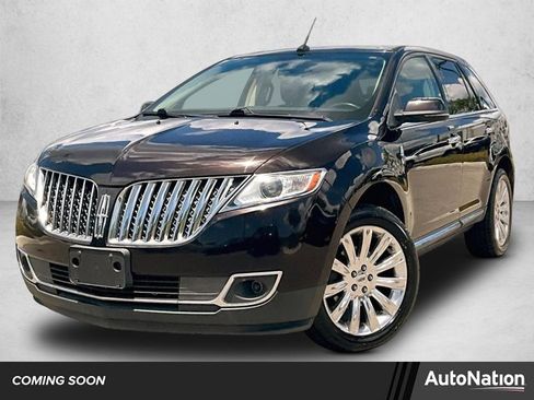 Used 2013 Lincoln MKX AWD image 1