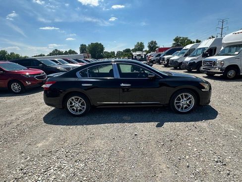 Used 2011 Nissan Maxima 3.5 SV w/ Monitor Pkg FWD image 4