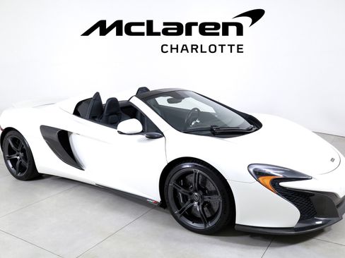 Used 2015 McLaren 650S Spider image 2