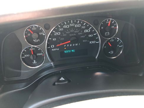 Used 2024 Chevrolet Express 2500 w/ Driver Convenience Package RWD image 32