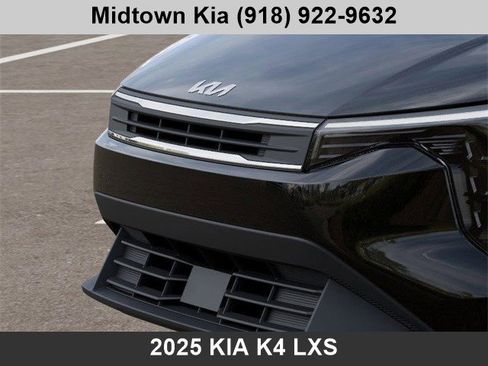 New 2025 Kia K4 LXS image 12