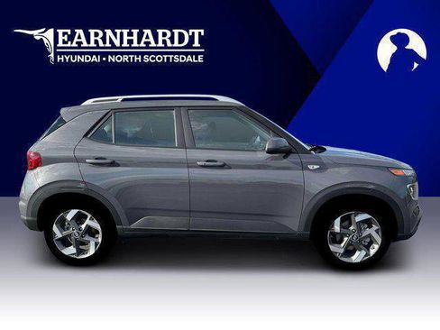 New 2026 Hyundai Venue SEL FWD image 9