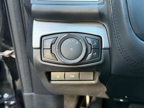 Used 2017 Ford Explorer Platinum AWD/4WD image 17