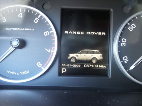 Used 2012 Land Rover Range Rover Sport Supercharged image 30