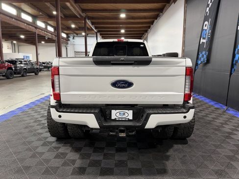 Used 2017 Ford F450 Lariat w/ Lariat Ultimate Package image 4
