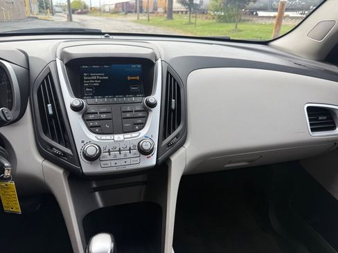 Used 2015 Chevrolet Equinox LT w/ Driver Convenience Package image 13