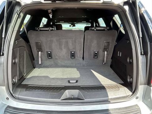 Used 2024 Chevrolet Tahoe LS w/ Driver Alert Package RWD image 10