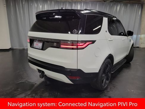 Used 2025 Land Rover Discovery Dynamic SE AWD/4WD image 8