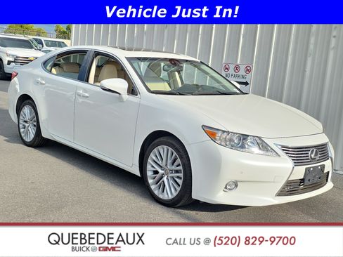 Used 2014 Lexus ES 350 w/ Luxury Package FWD image 1