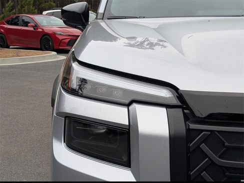 New 2026 Subaru Outback Touring image 10