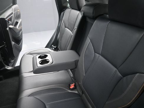 Used 2024 Subaru Forester Wilderness AWD/4WD image 35