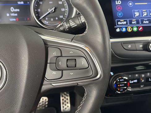 Used 2023 Buick Encore GX Select w/ Sport Touring Package FWD image 29