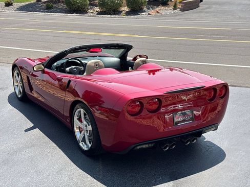 Used 2008 Chevrolet Corvette Convertible w/ Preferred Equipment Group RWD image 95