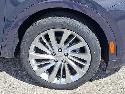 New 2026 Buick Envision Avenir image 9