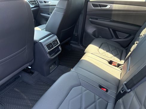 New 2026 Volkswagen Atlas Cross Sport SE image 22