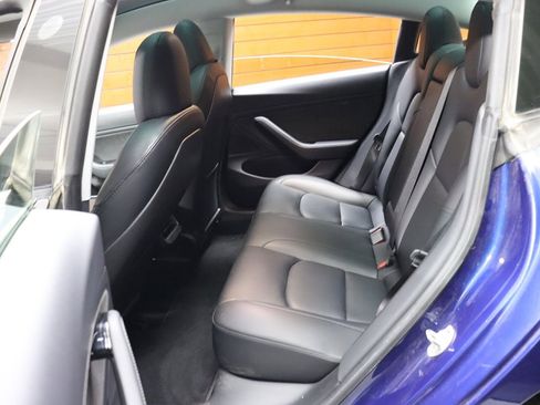 Used 2020 Tesla Model 3 Long Range image 37