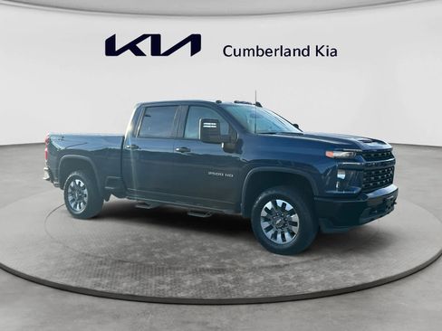 Used 2022 Chevrolet Silverado 2500 Custom w/ Custom Value Package AWD/4WD image 7