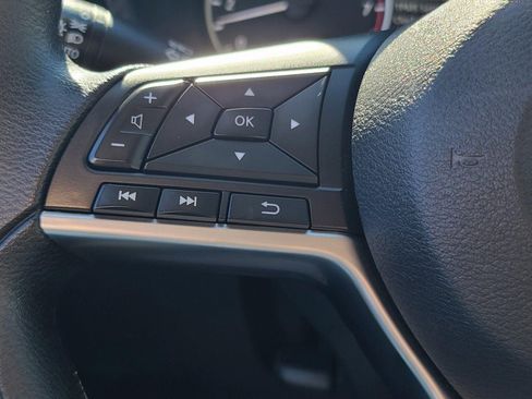 Used 2024 Nissan Sentra SV image 28