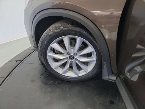 Used 2019 INFINITI QX50 Essential w/ Premium Heat Package AWD/4WD image 30