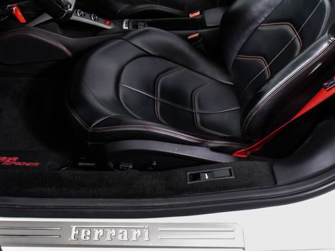 Certified 2019 Ferrari 488 Spider RWD image 43
