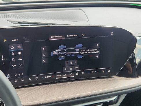 Certified 2025 Audi Q5 Premium Plus w/ Premium Plus AWD/4WD image 5