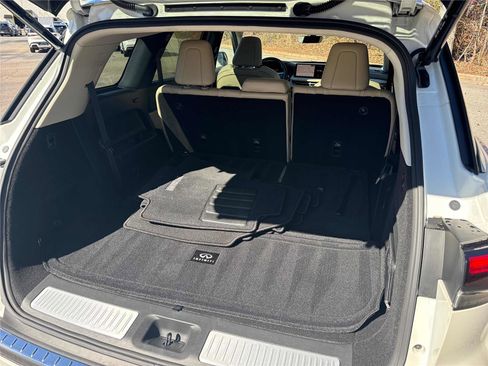 Used 2023 INFINITI QX60 Luxe w/ Cargo Package image 30