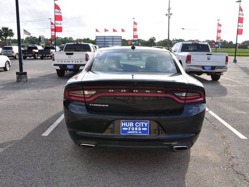 Used 2023 Dodge Charger SXT image 4