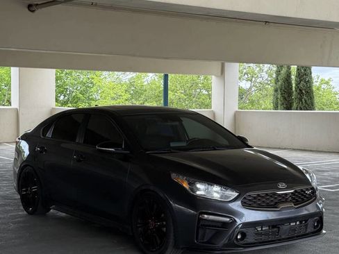 Used 2020 Kia Forte GT image 3