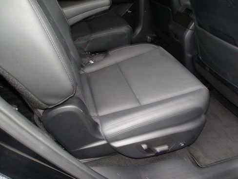 Used 2025 Hyundai Santa Fe Calligraphy image 11