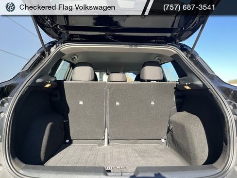 Used 2025 Nissan Kicks S image 29