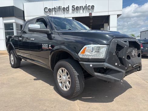 Used 2018 RAM 2500 Laramie image 1
