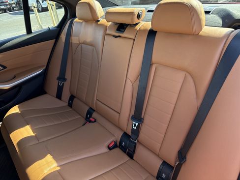 Used 2020 BMW 330i Sedan w/ Premium Package image 31