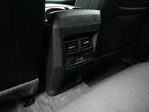 Used 2024 GMC Canyon Elevation w/ Convenience Package RWD image 25