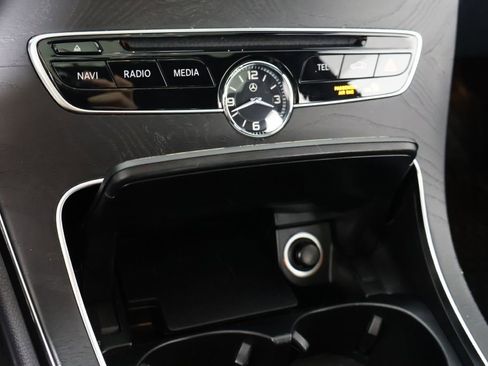 Used 2018 Mercedes-Benz C 300 4MATIC Sedan image 38