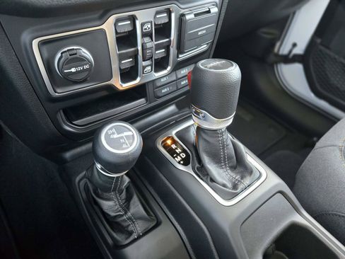 New 2026 Jeep Gladiator Sport AWD/4WD image 31