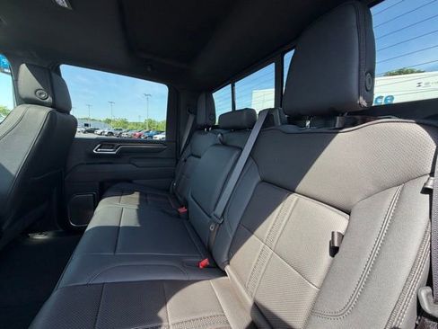 Used 2025 Chevrolet Silverado 3500 High Country w/ High Country Premium Package AWD/4WD image 32