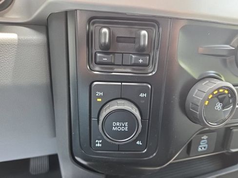 New 2026 Ford F350 XLT w/ FX4 Off-Road Package AWD/4WD image 39