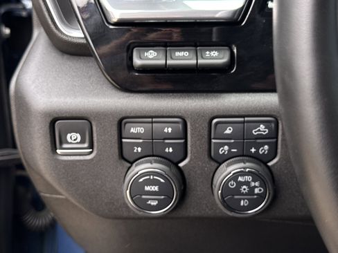 Used 2025 Chevrolet Silverado 2500 LTZ w/ LTZ Plus Package image 28