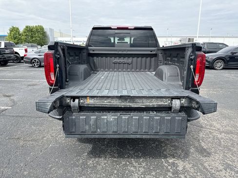 Used 2023 GMC Sierra 1500 AT4 w/ AT4 Preferred Package AWD/4WD image 24